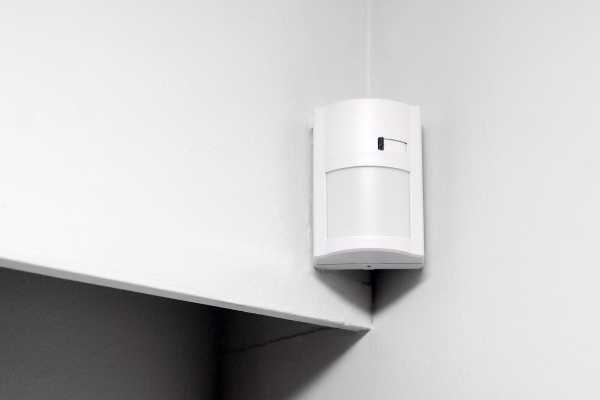 låsesmed hjørring - alarmsystem bevægelsessensor